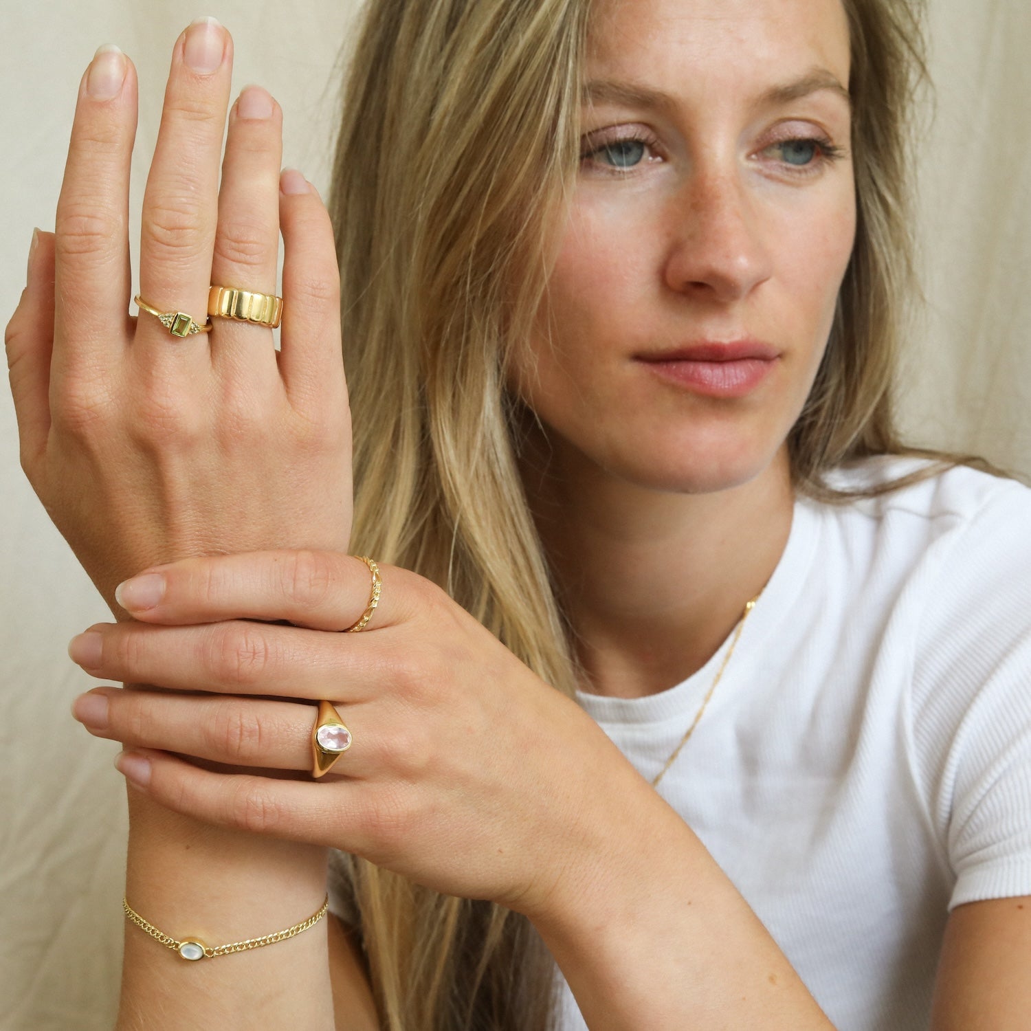 Mother of pearl bracelet