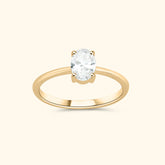 Peggy verlovingsring van 9 karaat goud met ovale diamantsteen